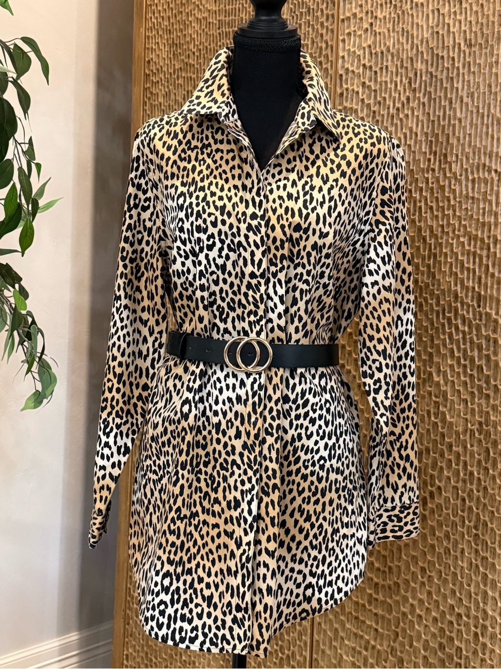 Chico's Leopard Print Button-Up Blouse - Black & Tan No Iron Chico Size 1.5